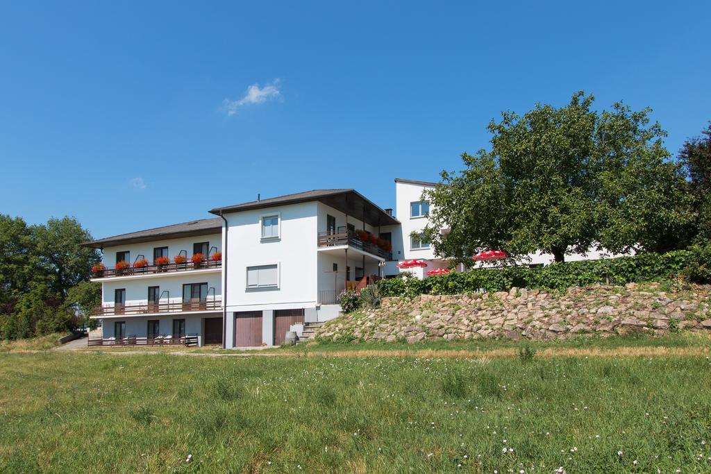 Gasthof-Pension Wein Breitenbrunn  Exterior photo